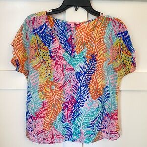 Lilly Pulitzer Silk Blouse V Neck Sz small EUC‎